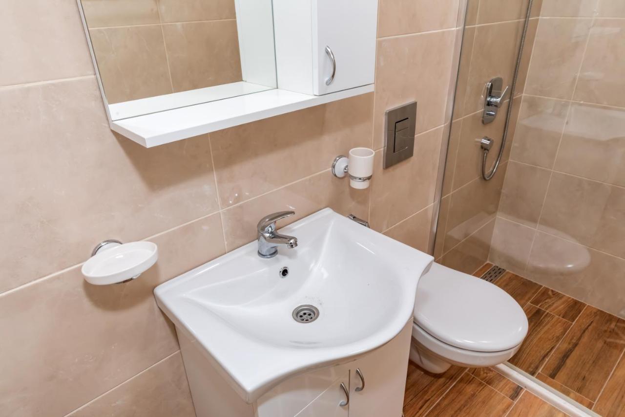 Kaom Lux Appartement Dobra Voda Buitenkant foto
