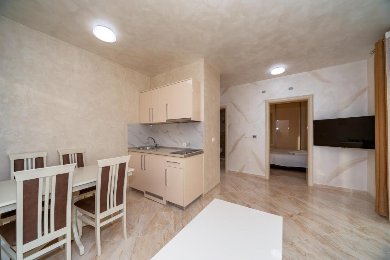 Kaom Lux Appartement Dobra Voda Buitenkant foto