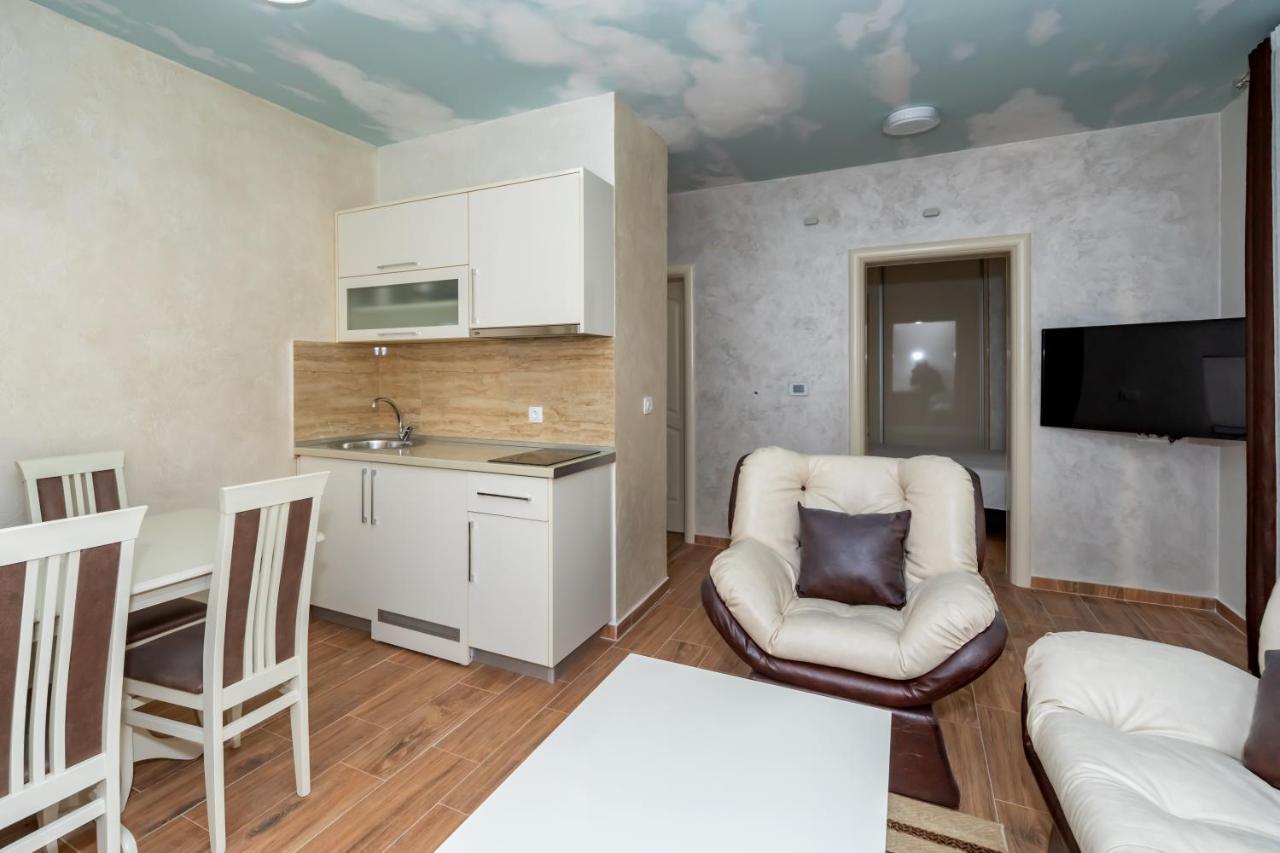 Kaom Lux Appartement Dobra Voda Buitenkant foto