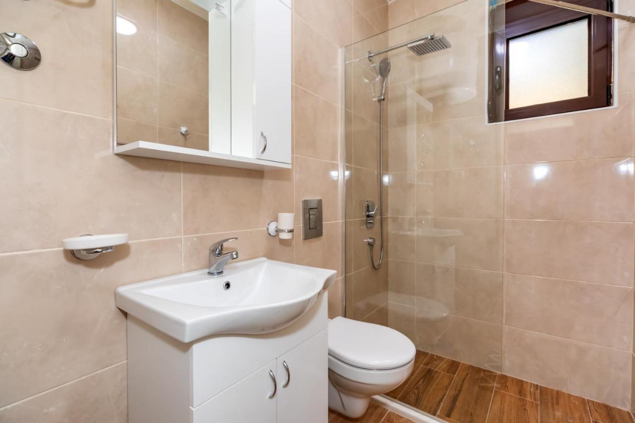 Kaom Lux Appartement Dobra Voda Buitenkant foto