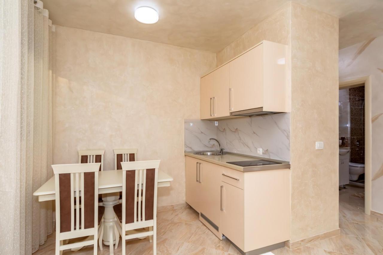 Kaom Lux Appartement Dobra Voda Buitenkant foto
