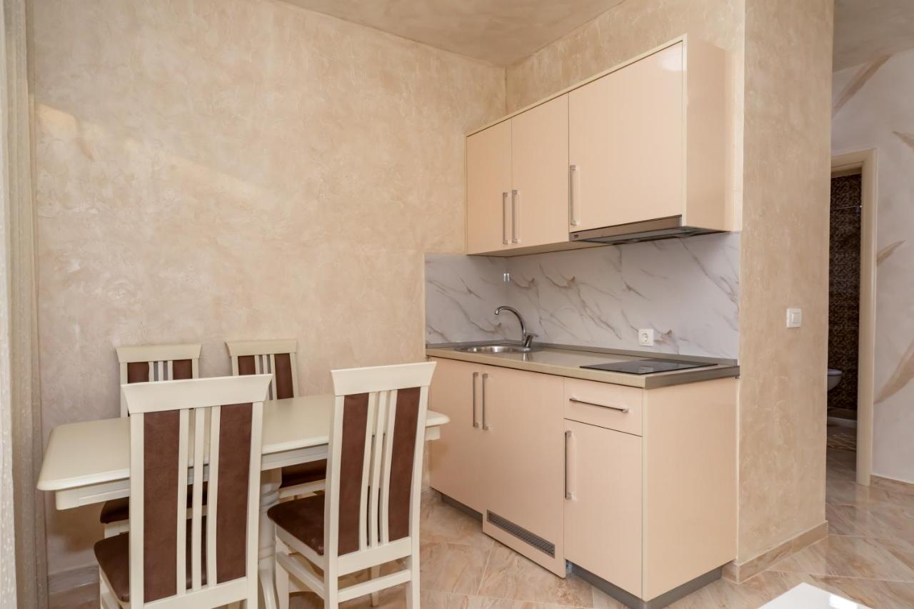 Kaom Lux Appartement Dobra Voda Buitenkant foto
