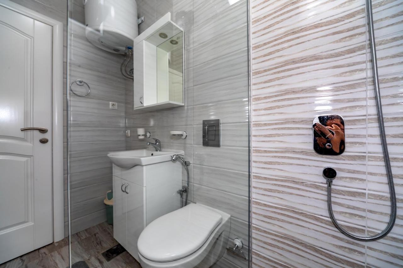 Kaom Lux Appartement Dobra Voda Buitenkant foto