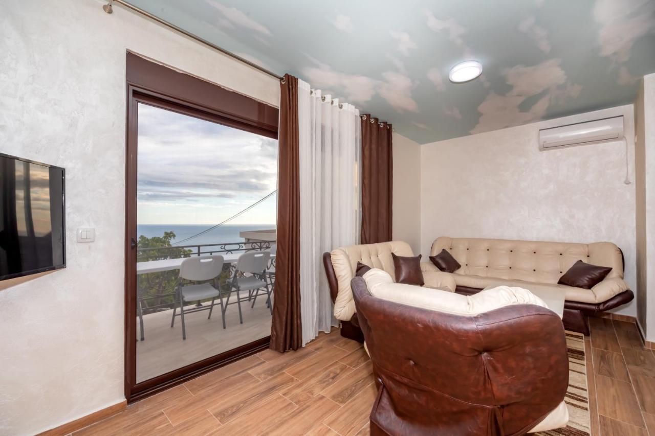 Kaom Lux Appartement Dobra Voda Buitenkant foto