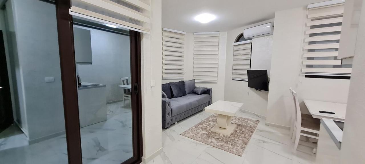 Kaom Lux Appartement Dobra Voda Buitenkant foto